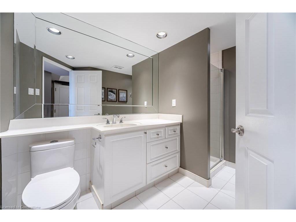









1700


The Collegeway

, 710,
Mississauga,




ON
L5L 4M2

