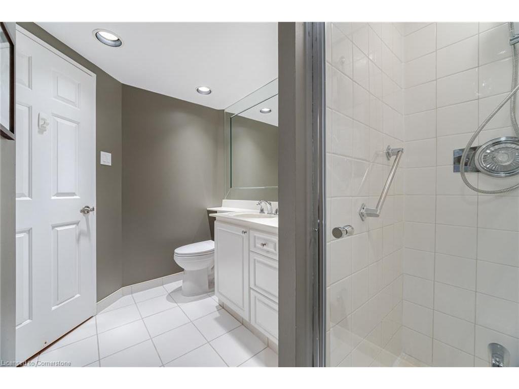 









1700


The Collegeway

, 710,
Mississauga,




ON
L5L 4M2

