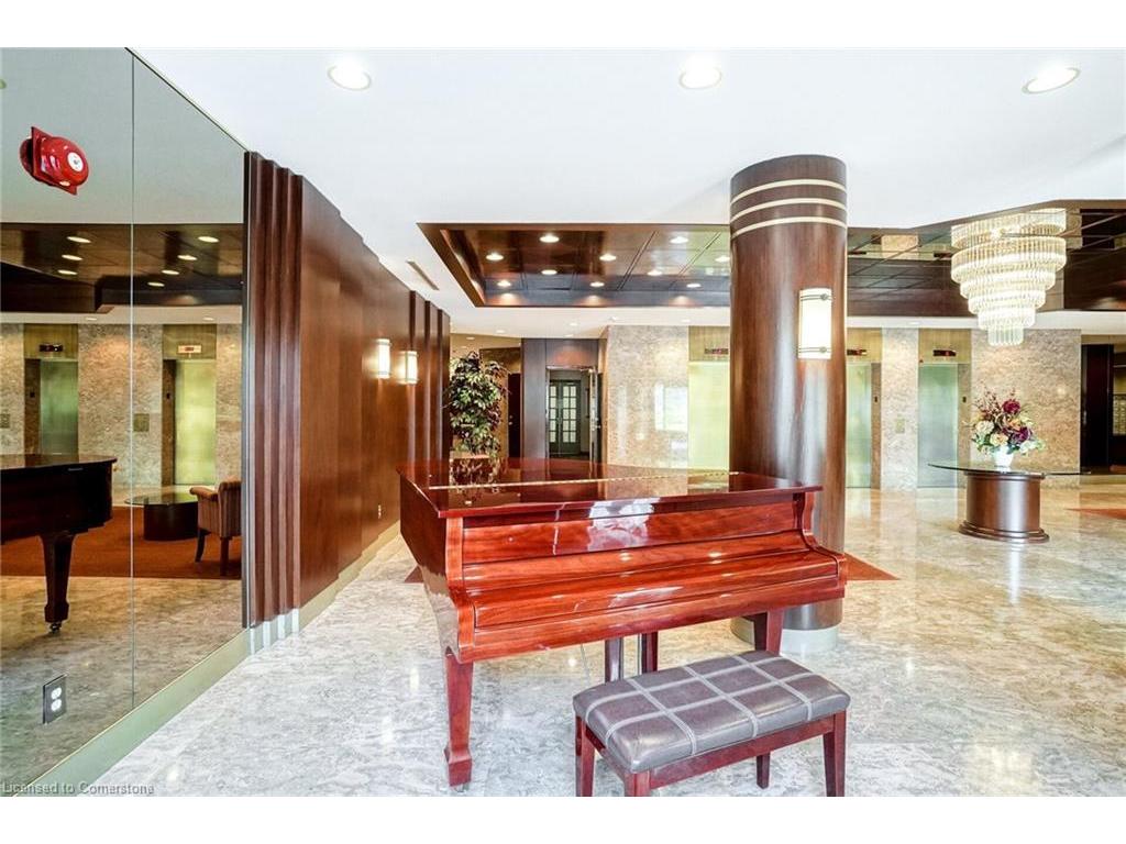 









1700


The Collegeway

, 710,
Mississauga,




ON
L5L 4M2

