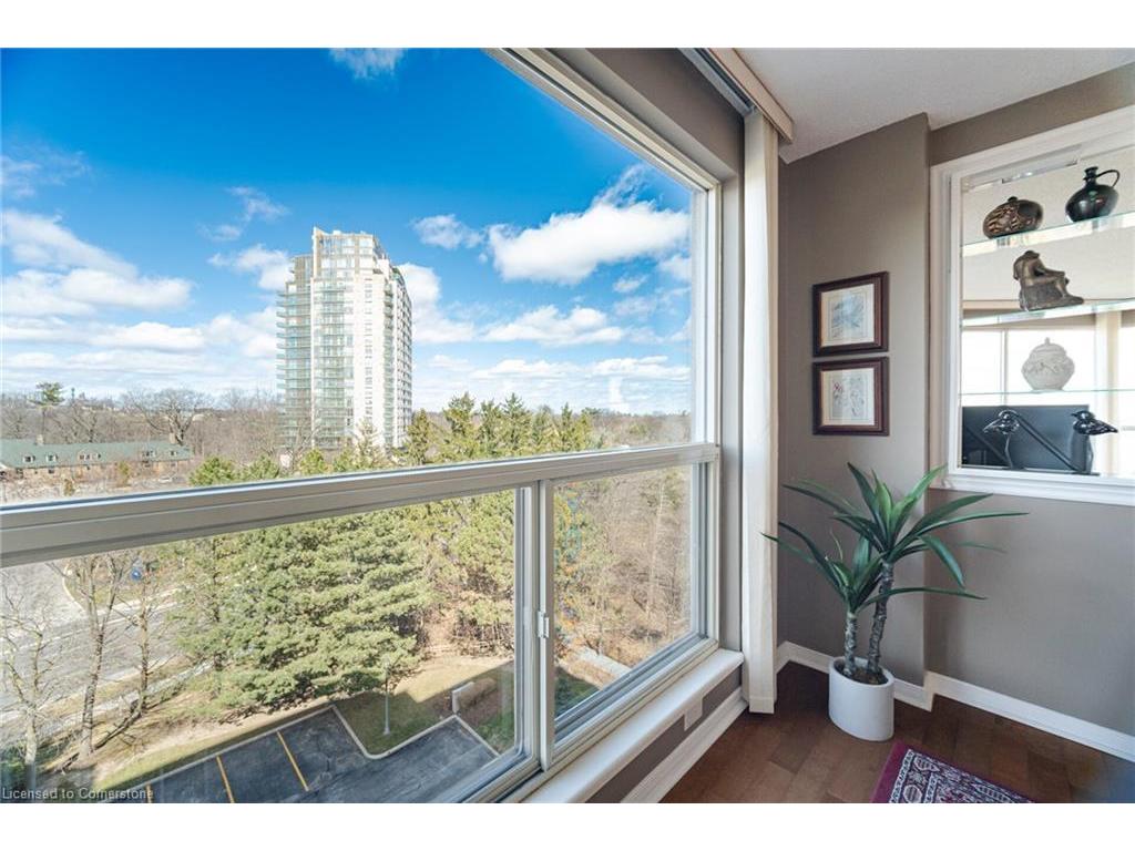 









1700


The Collegeway

, 710,
Mississauga,




ON
L5L 4M2

