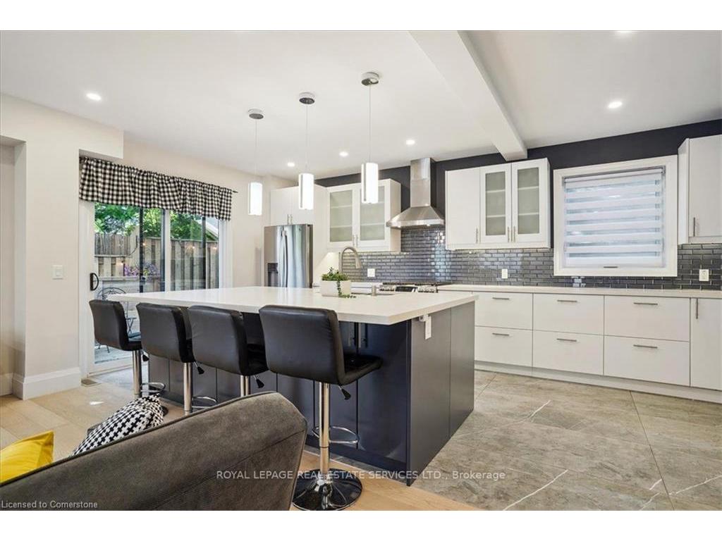 









24


Peel

Street,
Dundas,




ON
L9H 2Z9

