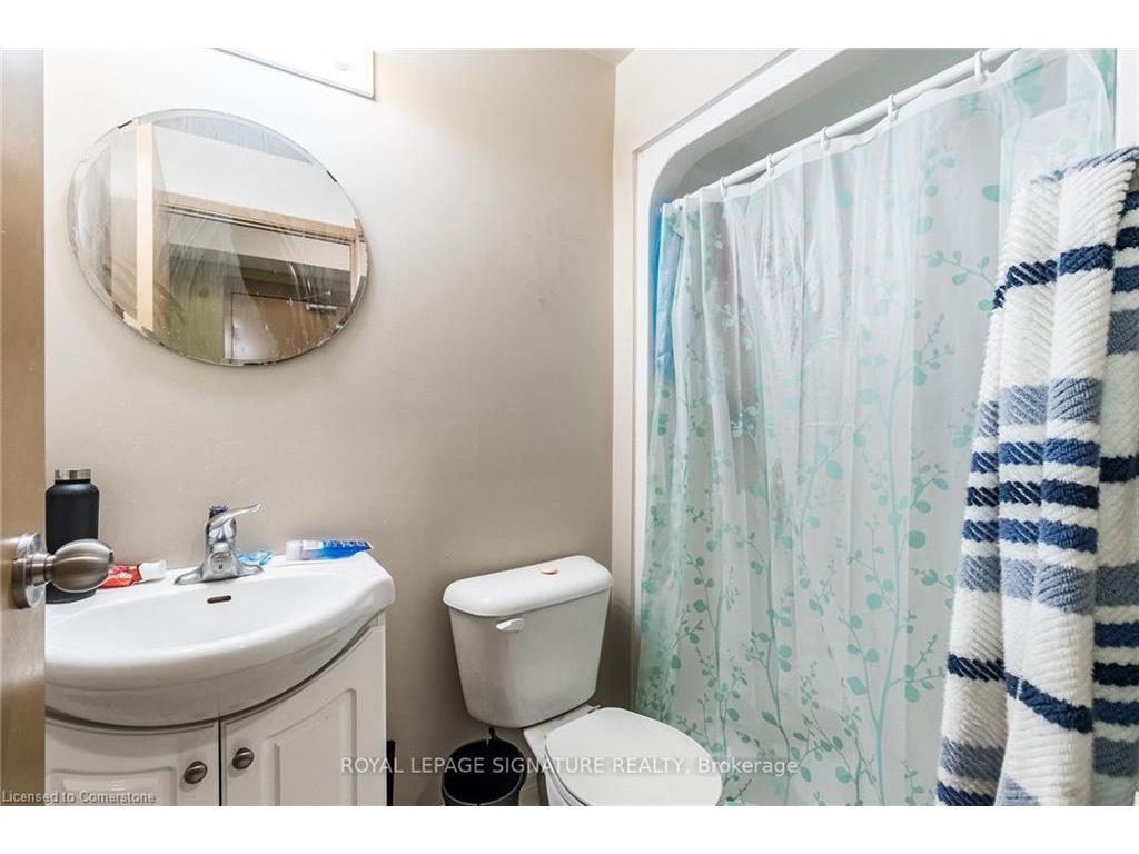









253


Lester

Street, 101,
Waterloo,




ON
N2L 3W6

