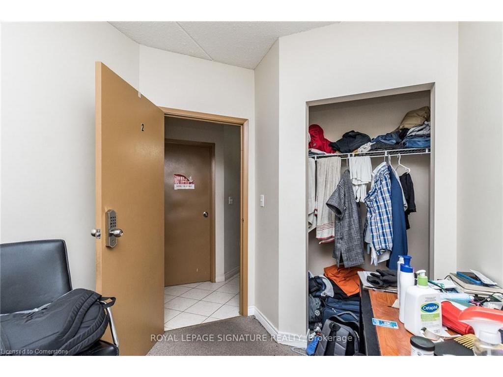 









253


Lester

Street, 101,
Waterloo,




ON
N2L 3W6

