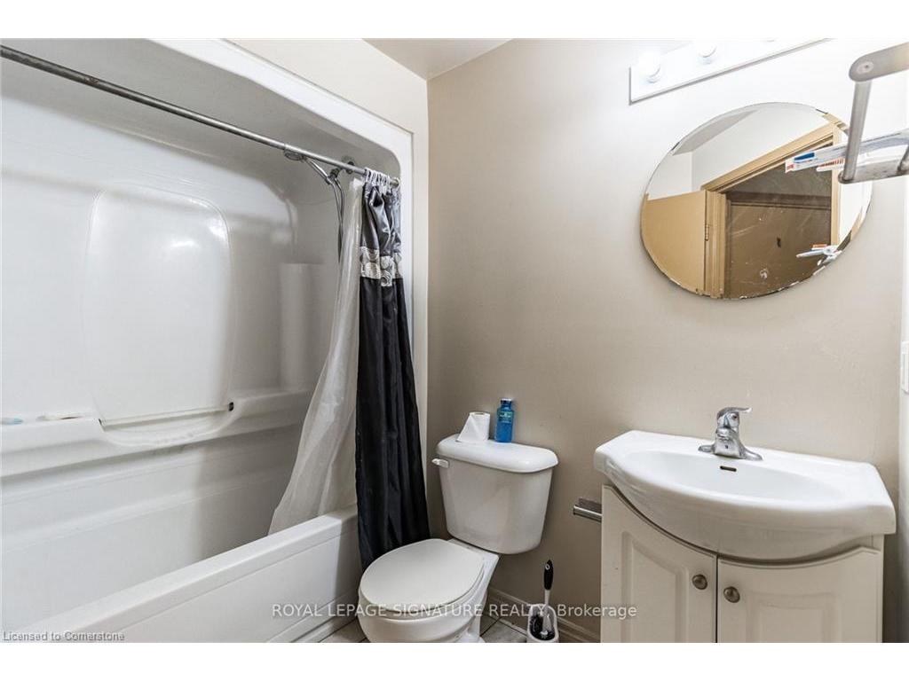 









253


Lester

Street, 101,
Waterloo,




ON
N2L 3W6

