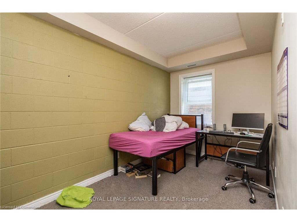









253


Lester

Street, 101,
Waterloo,




ON
N2L 3W6

