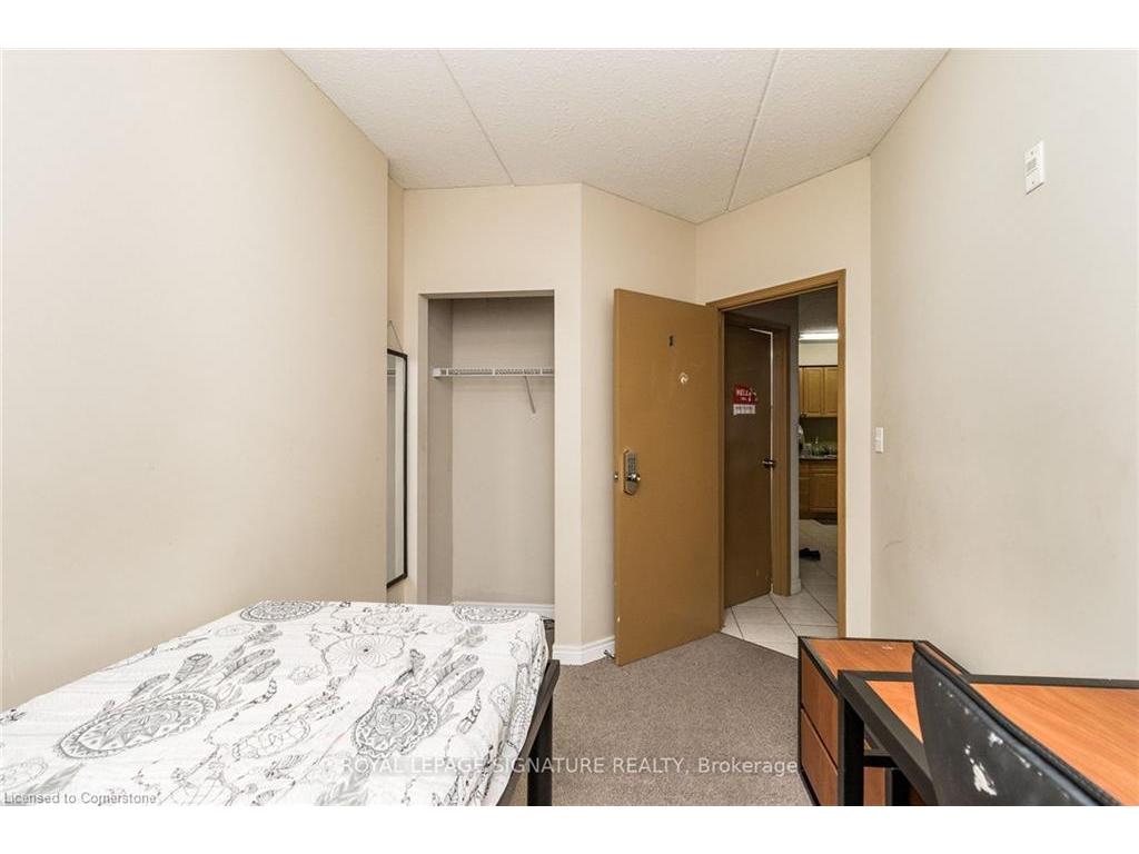 









253


Lester

Street, 101,
Waterloo,




ON
N2L 3W6

