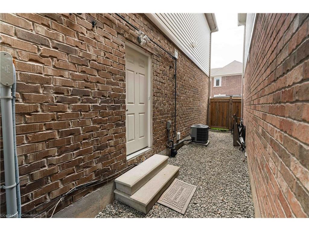 









974


Penson

Crescent,
Milton,




ON
L9T 8Z7

