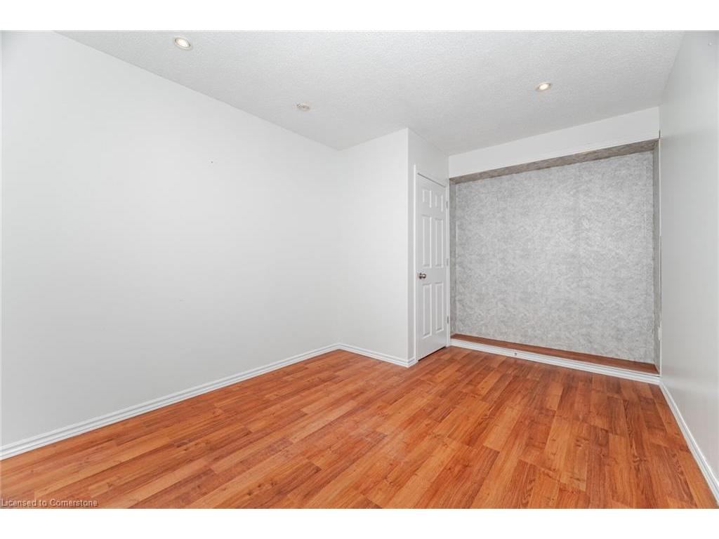 









169


East 8th

Street,
Hamilton,




ON
L9A 4Y7

