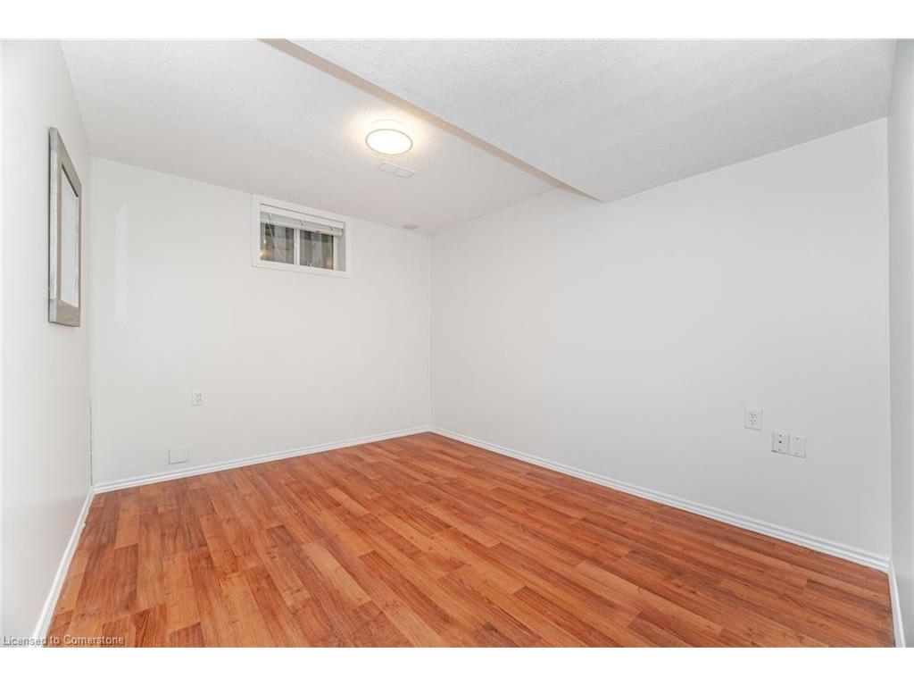 









169


East 8th

Street,
Hamilton,




ON
L9A 4Y7

