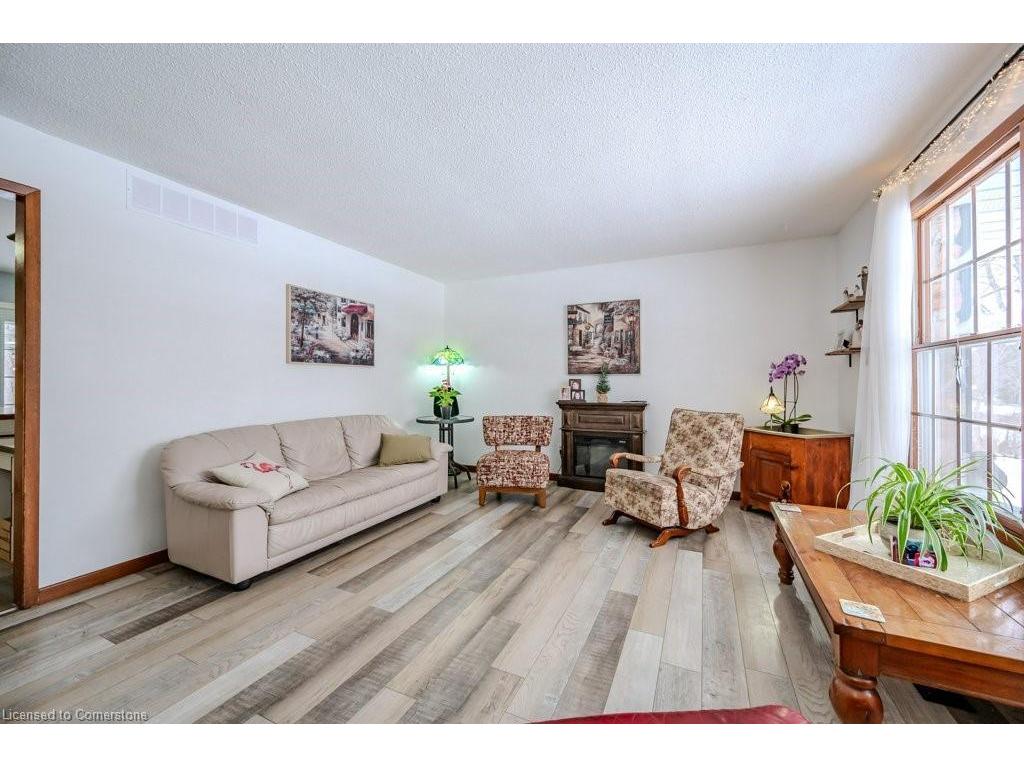 









39


Bannockburn

Road,
Kitchener,




ON
N2R 1M1

