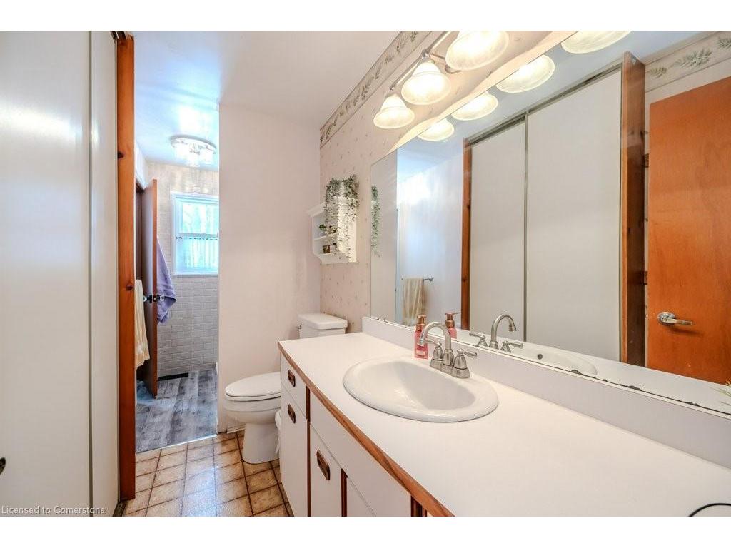 









39


Bannockburn

Road,
Kitchener,




ON
N2R 1M1

