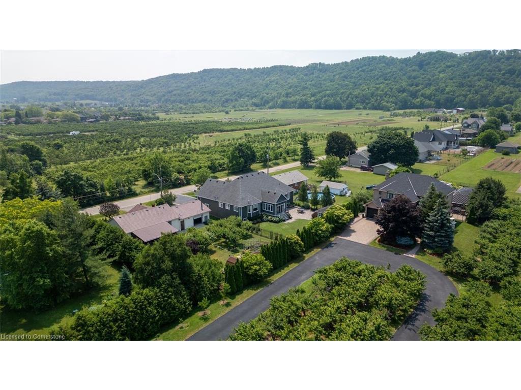 









211


Lewis

Road,
Stoney Creek,




ON
L8E 5G7

