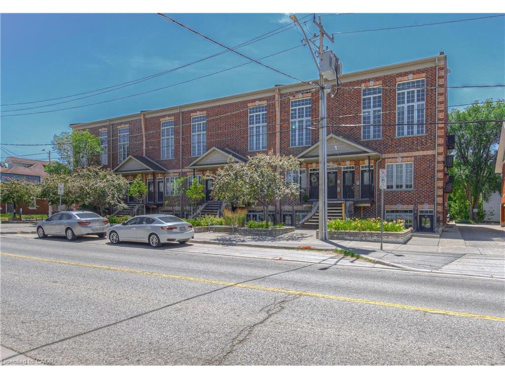 









555


King

Street East, 109,
Kitchener,




ON
N2G 2L9

