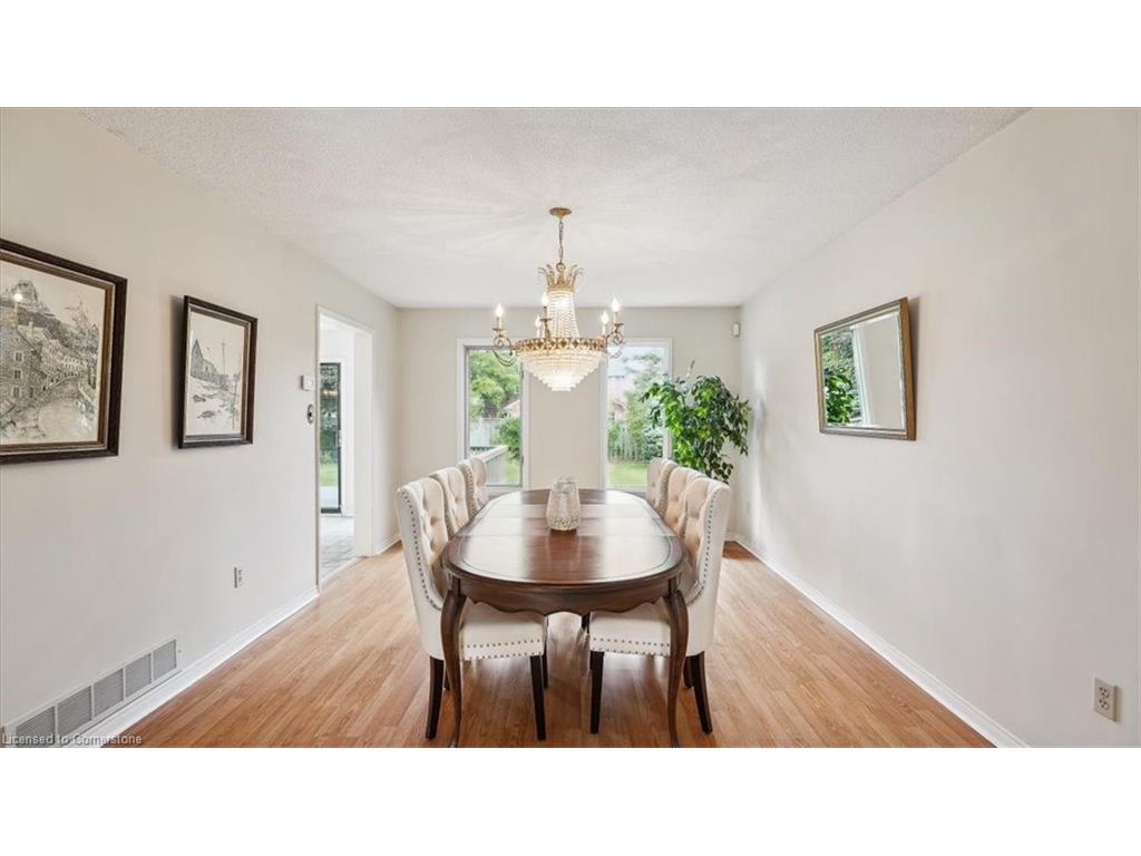 









524


Chillingham

Crescent,
Oakville,




ON
L6J 6N7

