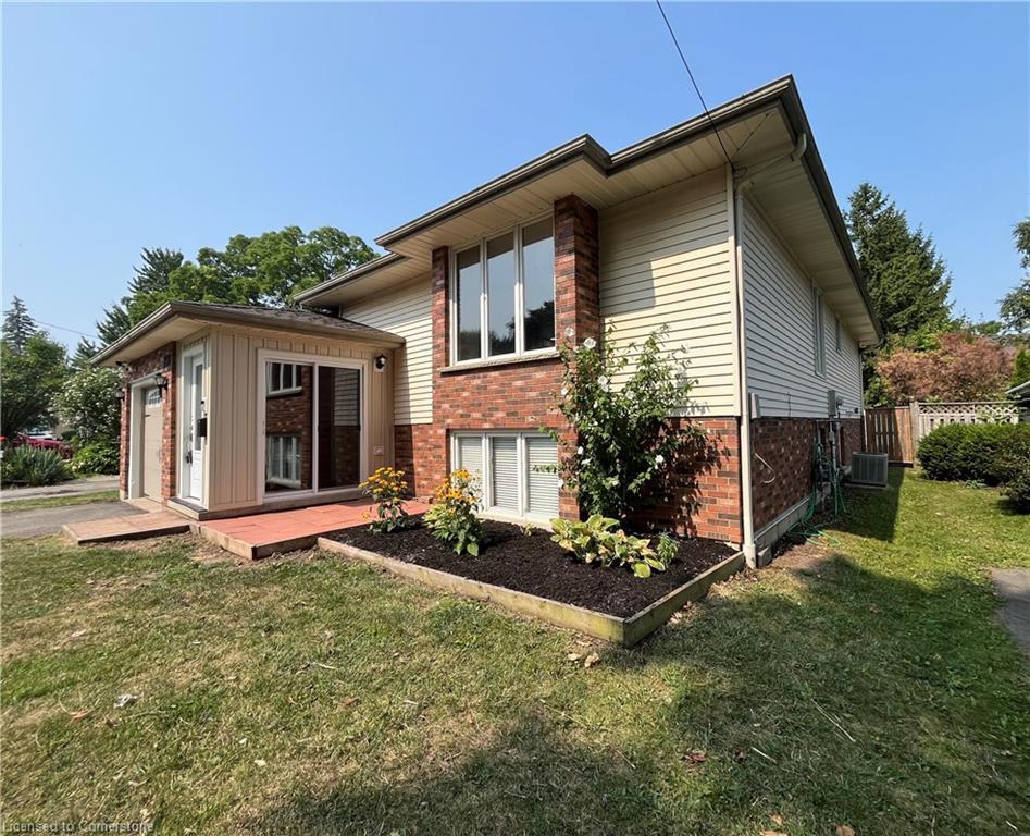 









730


John

Street,
Dunnville,




ON
N1A 2R6

