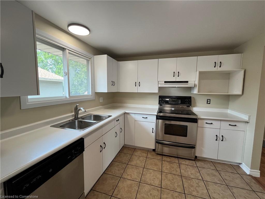 









730


John

Street,
Dunnville,




ON
N1A 2R6

