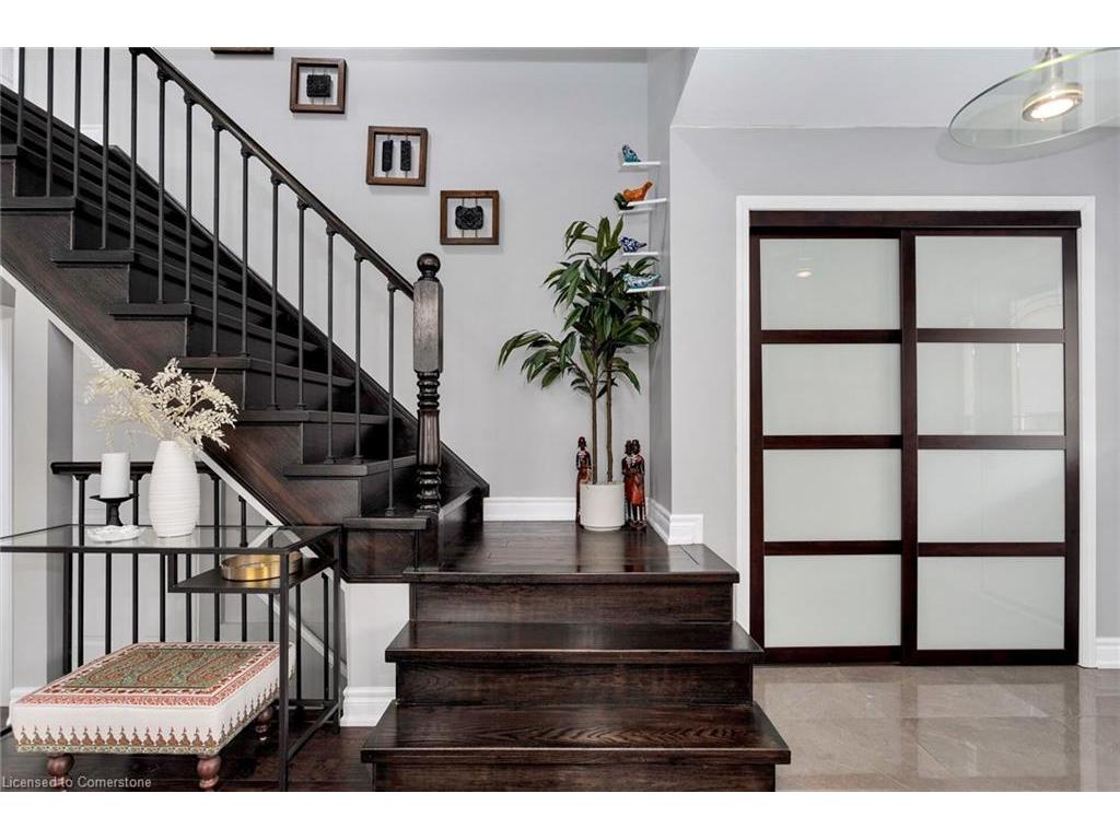 









1359


Ridgebank

Drive,
Oakville,




ON
L6M 4A5

