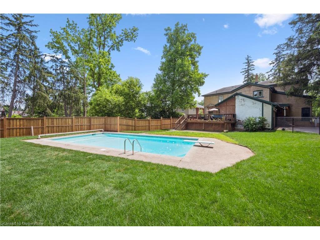 









88


William

Street West,
Waterloo,




ON
N2L 1J7


