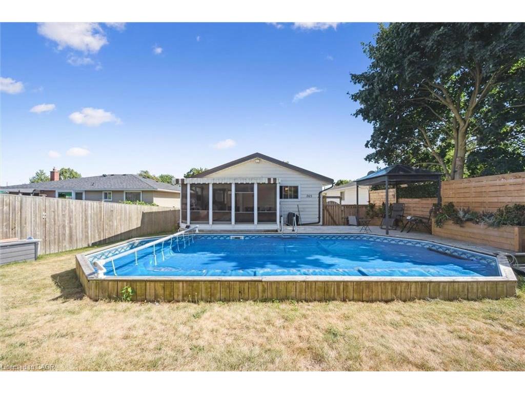 









263


The Country

Way,
Kitchener,




ON
N2E 2V6

