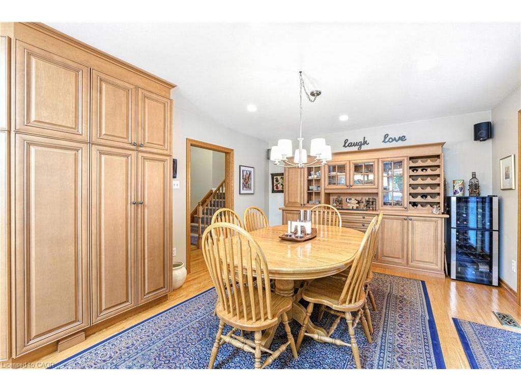 









298


Glen Afton

Drive,
Burlington,




ON
L7L 1H1

