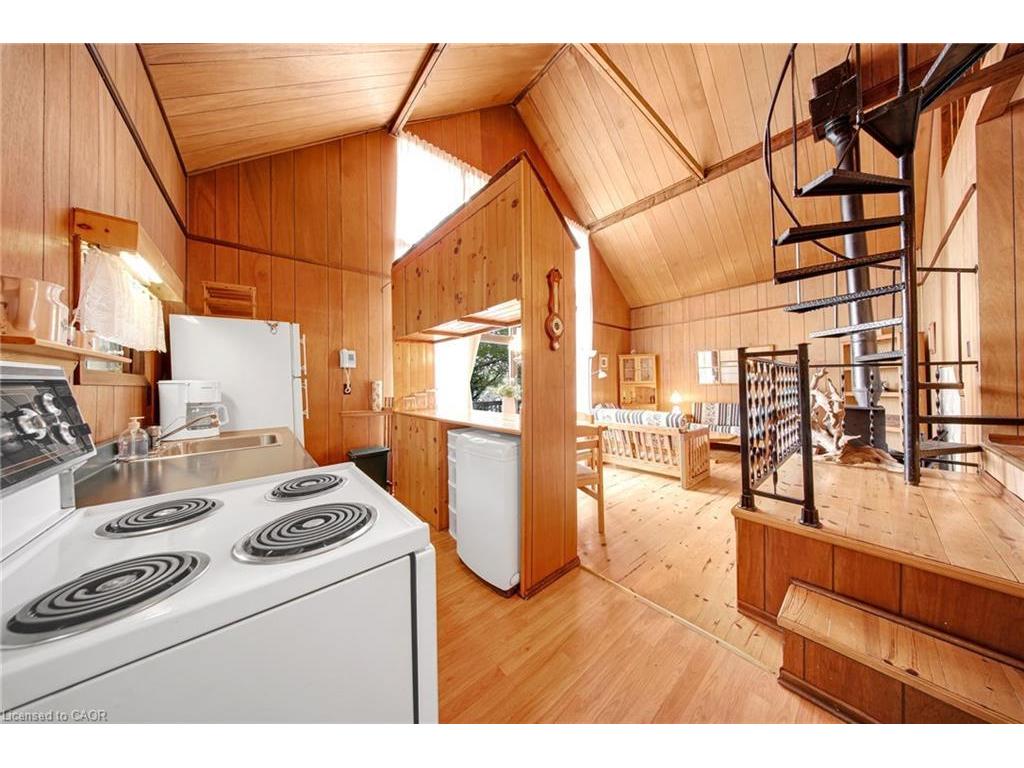 









2726


Kushog Lake

Road,
Haliburton,







ON
K0M 1J2

