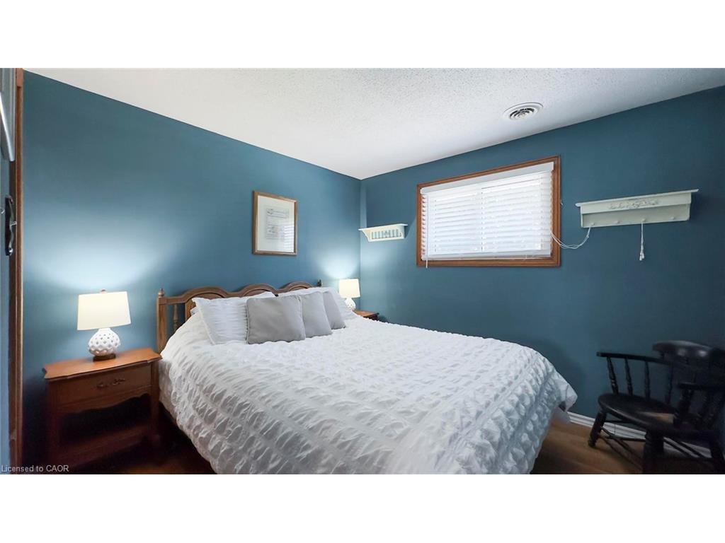 









1061


Henry

Street,
Wellesley,




ON
N0B 2T0

