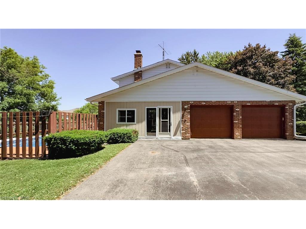 









1061


Henry

Street,
Wellesley,




ON
N0B 2T0

