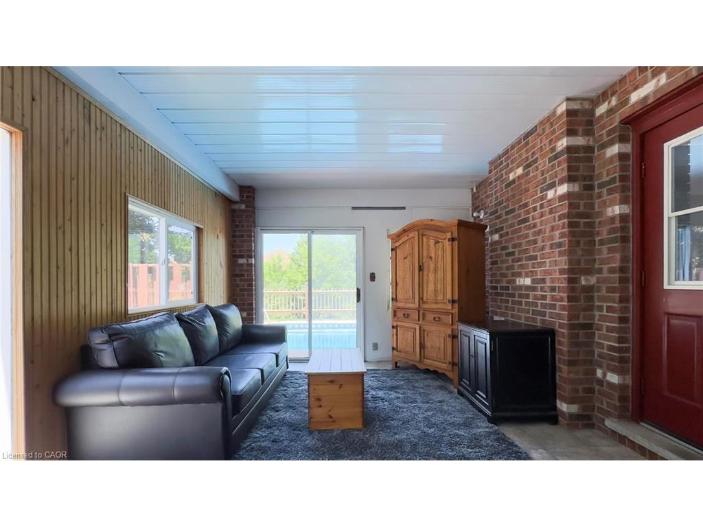 









1061


Henry

Street,
Wellesley,




ON
N0B 2T0

