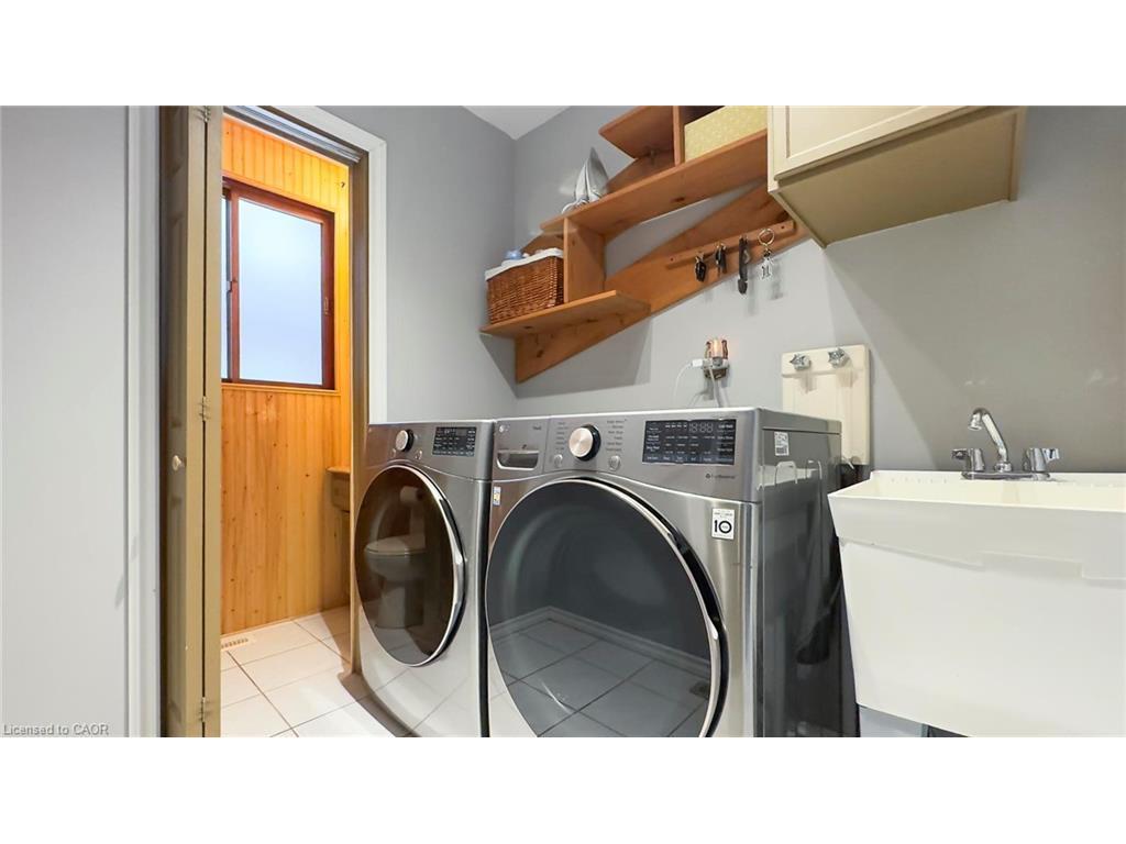 









1061


Henry

Street,
Wellesley,




ON
N0B 2T0

