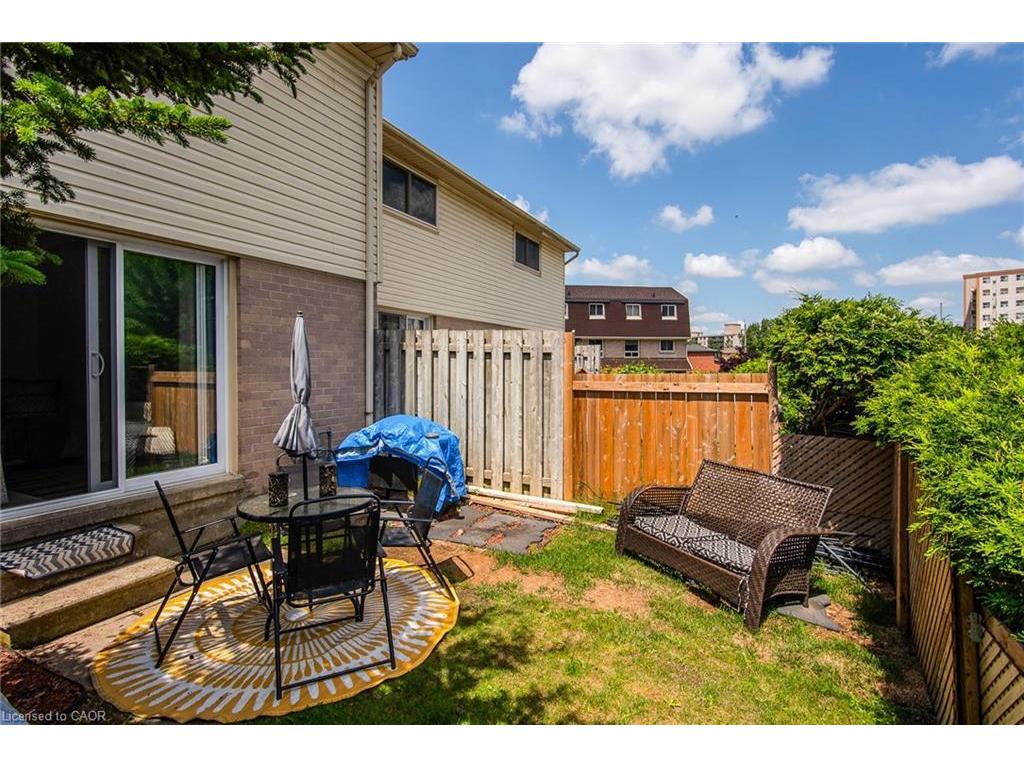 









634


Strasburg

Road, 3,
Kitchener,




ON
N2E 2G8

