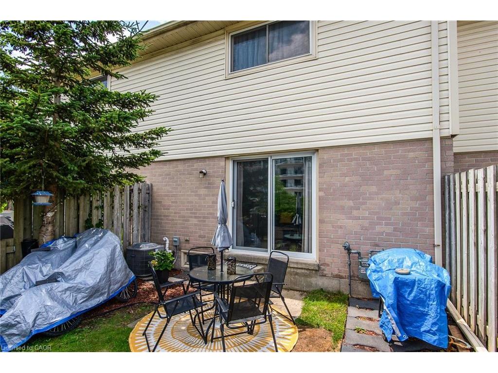 









634


Strasburg

Road, 3,
Kitchener,




ON
N2E 2G8

