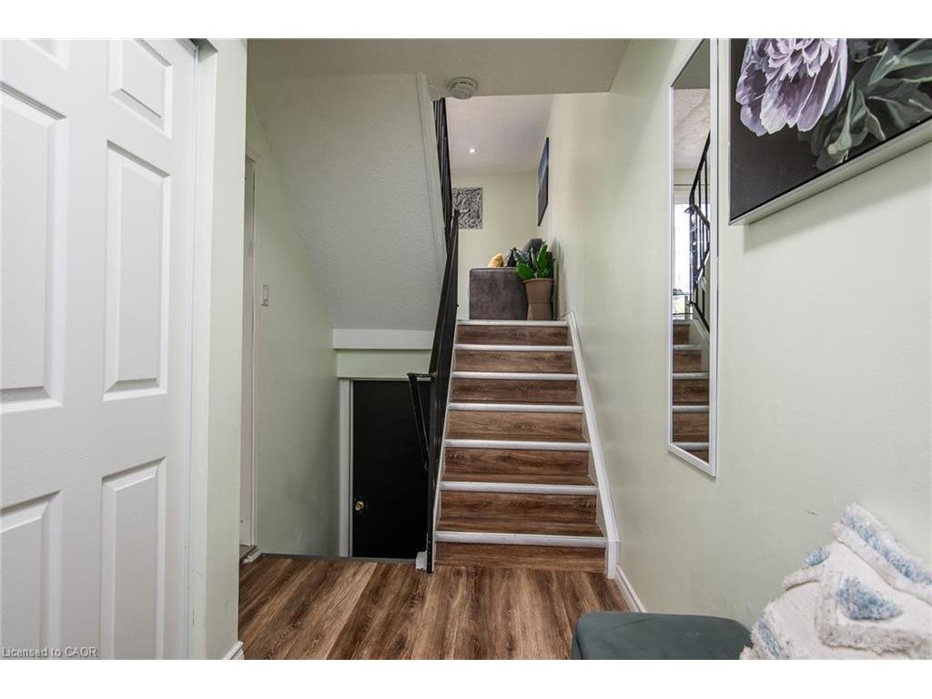 









634


Strasburg

Road, 3,
Kitchener,




ON
N2E 2G8

