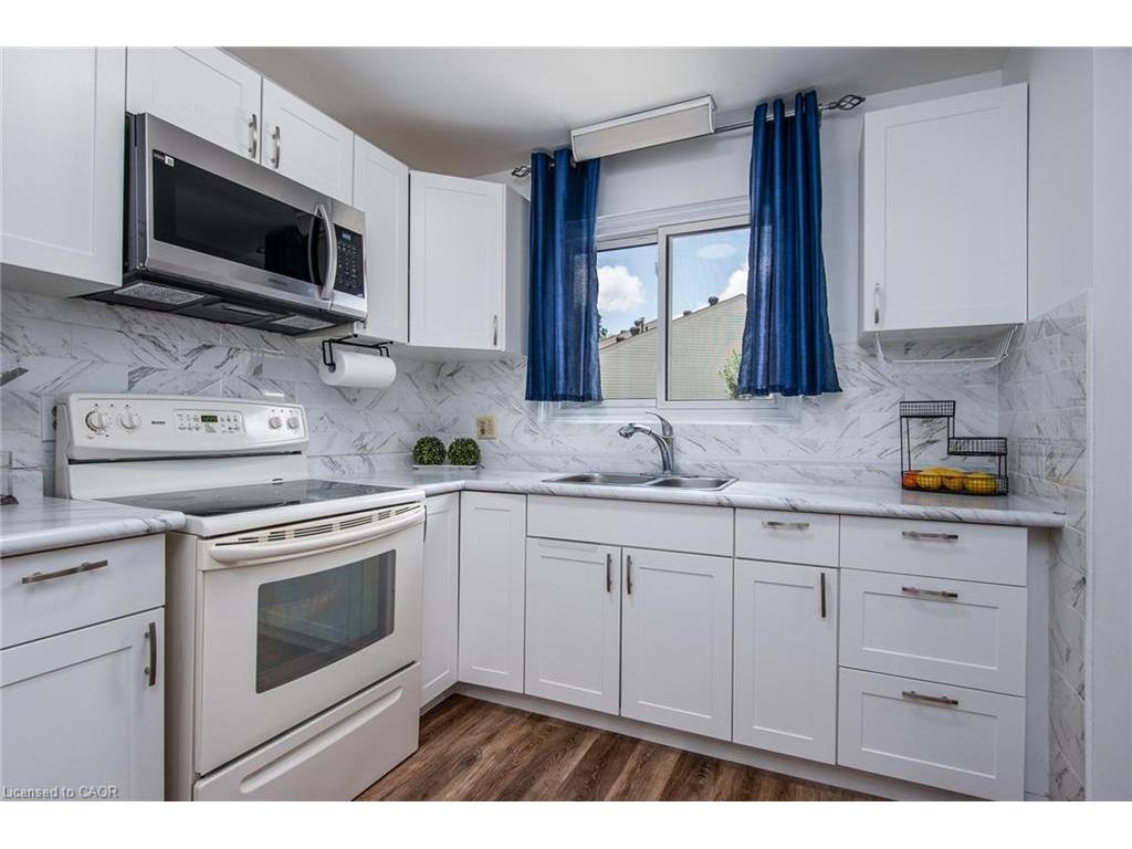 









634


Strasburg

Road, 3,
Kitchener,




ON
N2E 2G8

