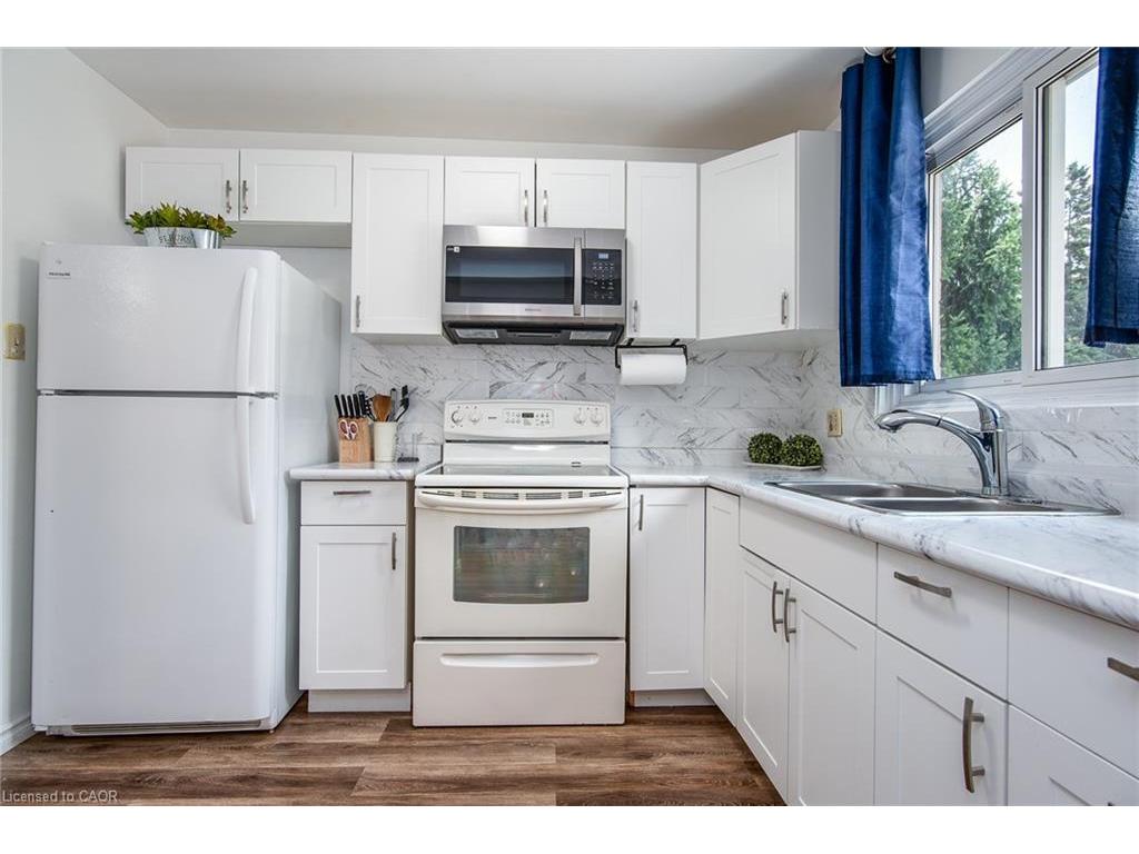 









634


Strasburg

Road, 3,
Kitchener,




ON
N2E 2G8

