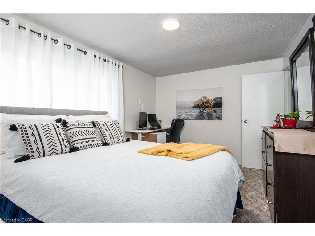 









634


Strasburg

Road, 3,
Kitchener,




ON
N2E 2G8

