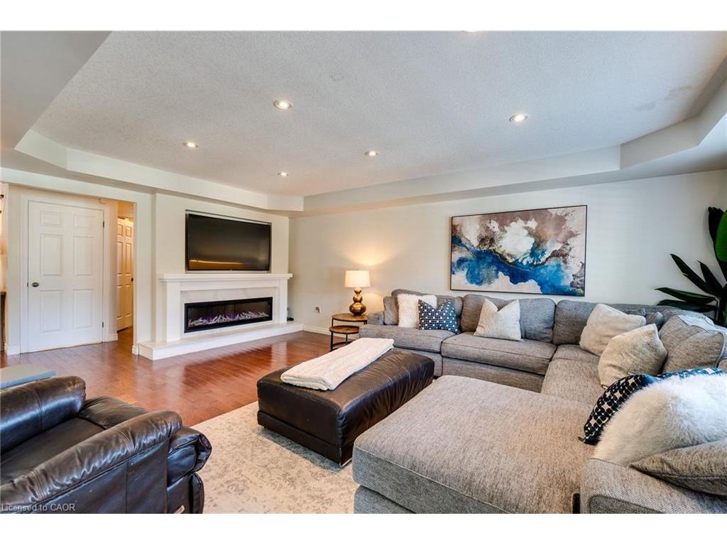 









274


Springvalley

Crescent,
Hamilton,




ON
L9C 0B4

