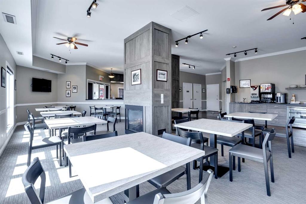 









8538


Franklin

Avenue,
Fort McMurray,




AB
T9H 2J3

