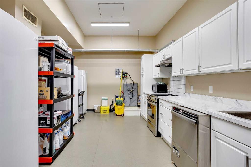 









8538


Franklin

Avenue,
Fort McMurray,




AB
T9H 2J3

