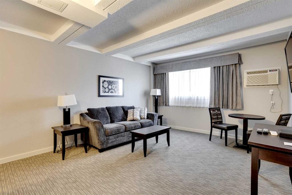 









8538


Franklin

Avenue,
Fort McMurray,




AB
T9H 2J3

