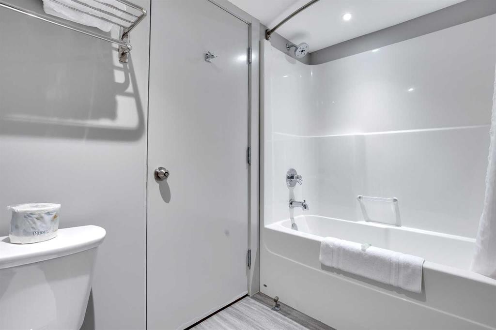 









8538


Franklin

Avenue,
Fort McMurray,




AB
T9H 2J3

