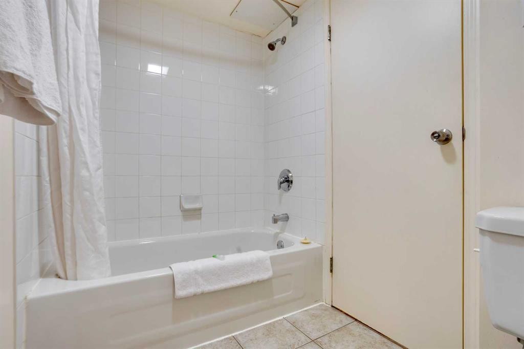 









8538


Franklin

Avenue,
Fort McMurray,




AB
T9H 2J3

