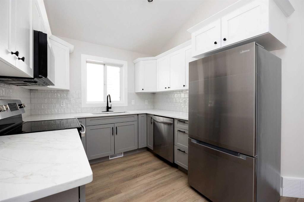 









129


Diefenbaker

Drive,
Fort McMurray,




AB
T9K 2J6

