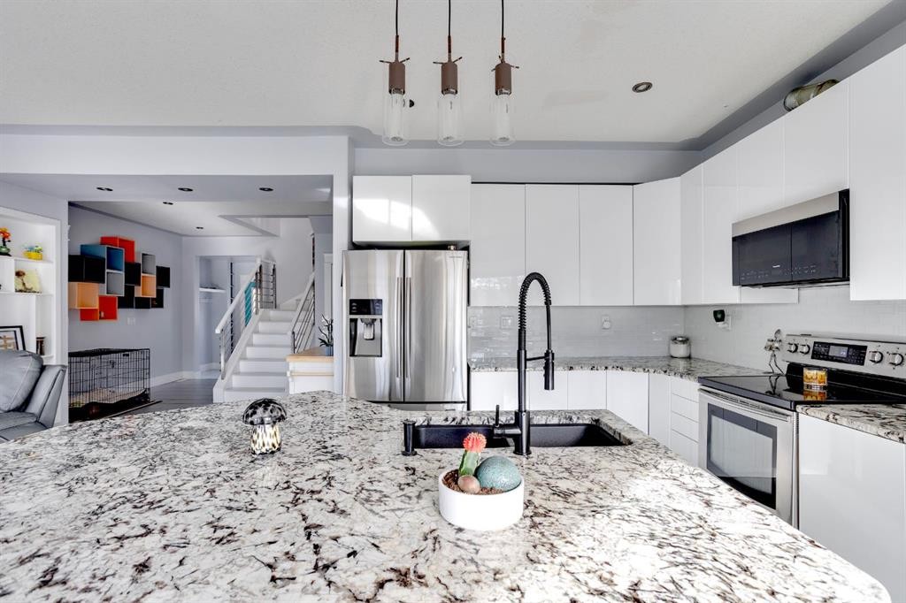 









103


Donovan

Drive,
Anzac,




AB
T0P1J0

