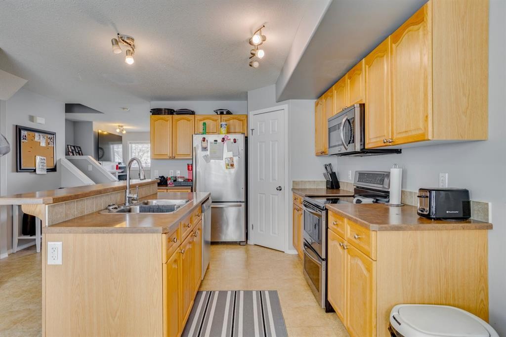 









240


laffont

Way, 62,
Fort McMurray,




AB
T9K2W2

