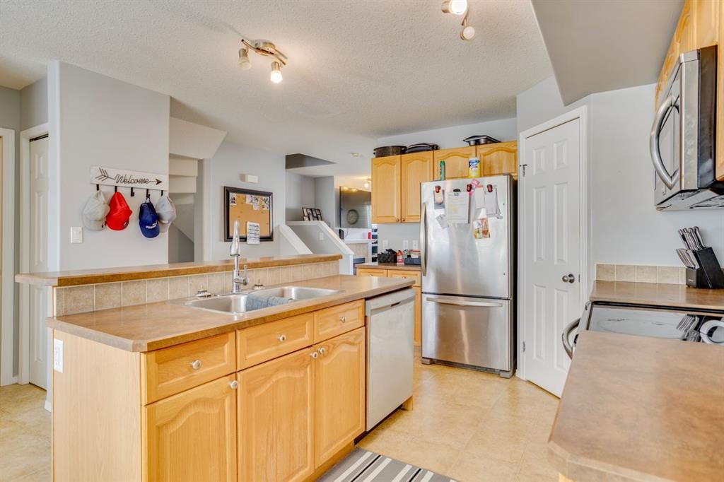 









240


laffont

Way, 62,
Fort McMurray,




AB
T9K2W2

