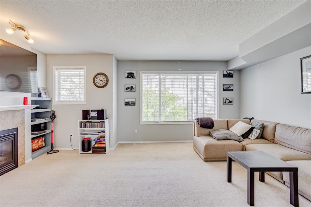 









240


laffont

Way, 62,
Fort McMurray,




AB
T9K2W2

