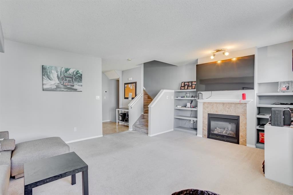 









240


laffont

Way, 62,
Fort McMurray,




AB
T9K2W2

