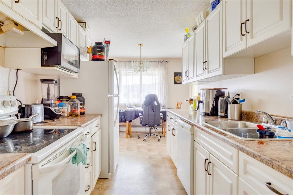 









9


Clearwater

, 312,
Fort McMurray,




AB
T9K 2B7

