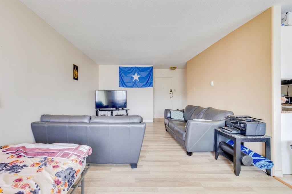 









9


Clearwater

, 312,
Fort McMurray,




AB
T9K 2B7

