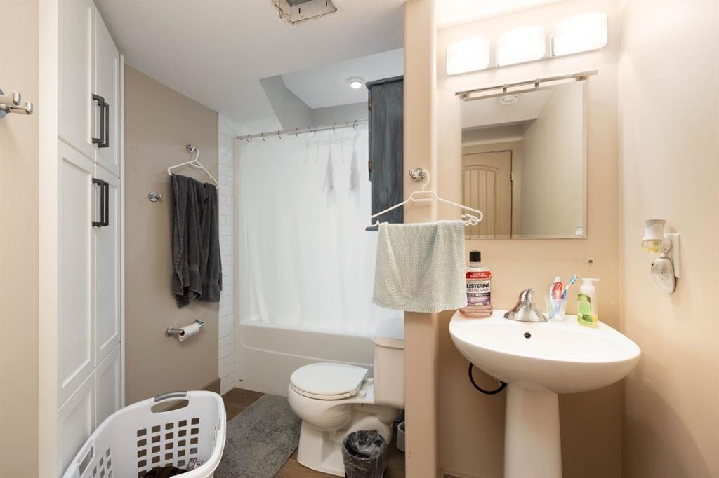 









457


Walnut

Crescent,
Fort McMurray,




AB
T9K 0W3

